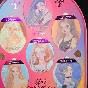Reunb&CoCo Zodiac Eyeshadow Palette